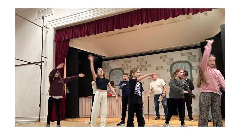 Dick Whittington Panto Hits Silver End Stage: Dates & Details