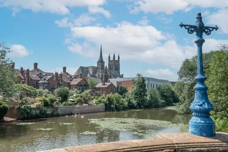 Discover Leamington Spa: A West Midlands Gem of Gardens and Spa Heritage