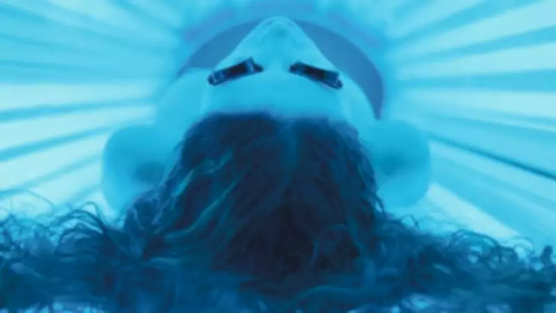 Government Proposes Stricter Sunbed Regulations to Protect Youth from Cancer Risk