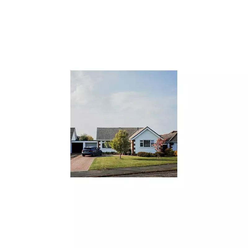 Labour Proposes Driveway & Pavement EV Charging Boost in Major Consultation