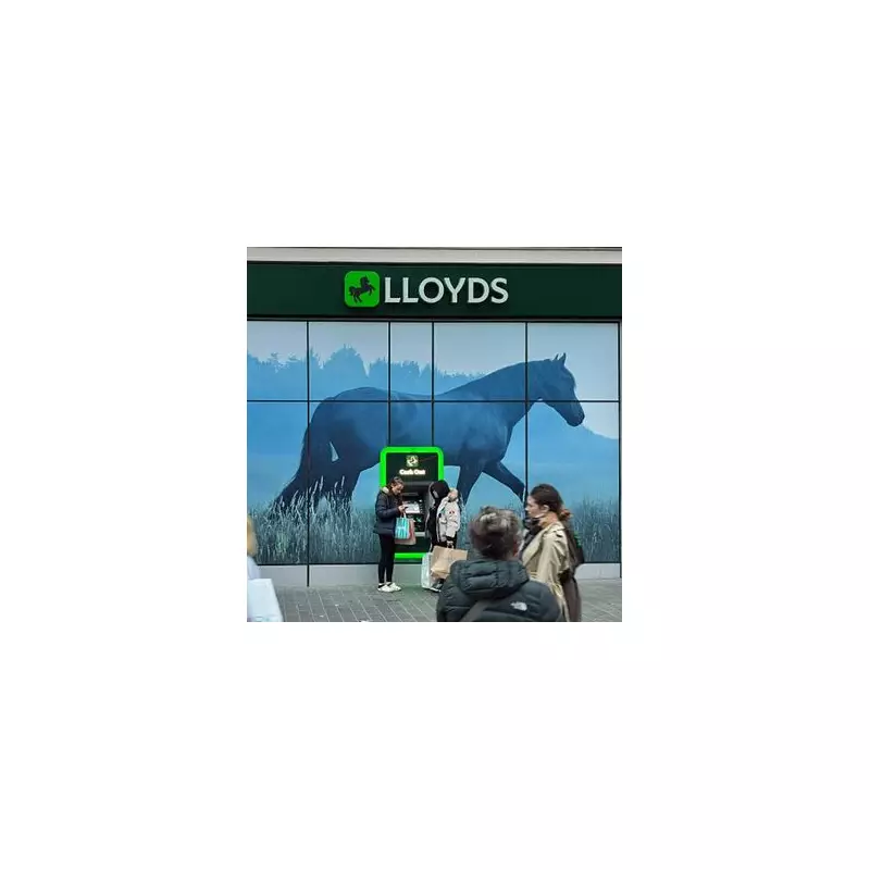 Lloyds Bank Offers £250 Cash to Switch Accounts by February 3