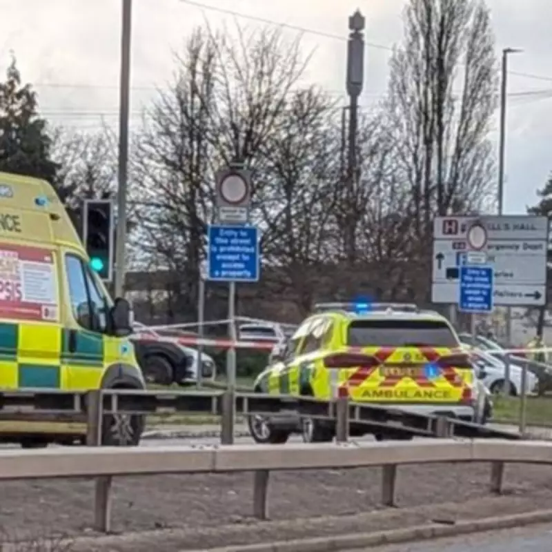 Man Dies After Being Hit by Bus in Dudley as Medics Confirm 'Nothing Could Be Done'