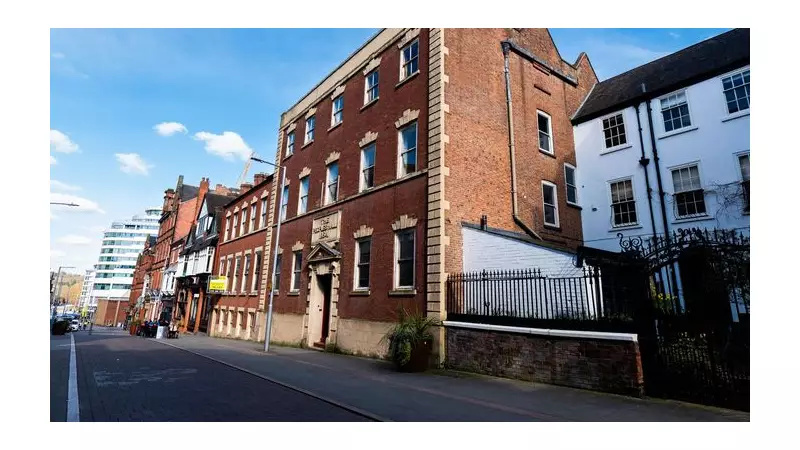 Nottingham's People's Hall Hosts Immersive Trojan War Theatre