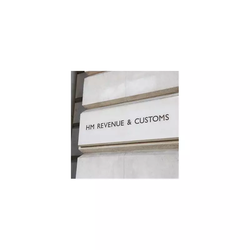 Over 300 Brits Avoid £100 HMRC Fines with Last-Minute New Year's Tax Rush