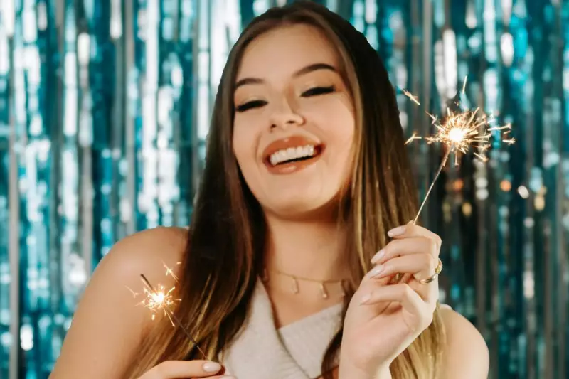 Start 2026 with a Brighter Smile: Why At-Home Whitening Kits Are Trending