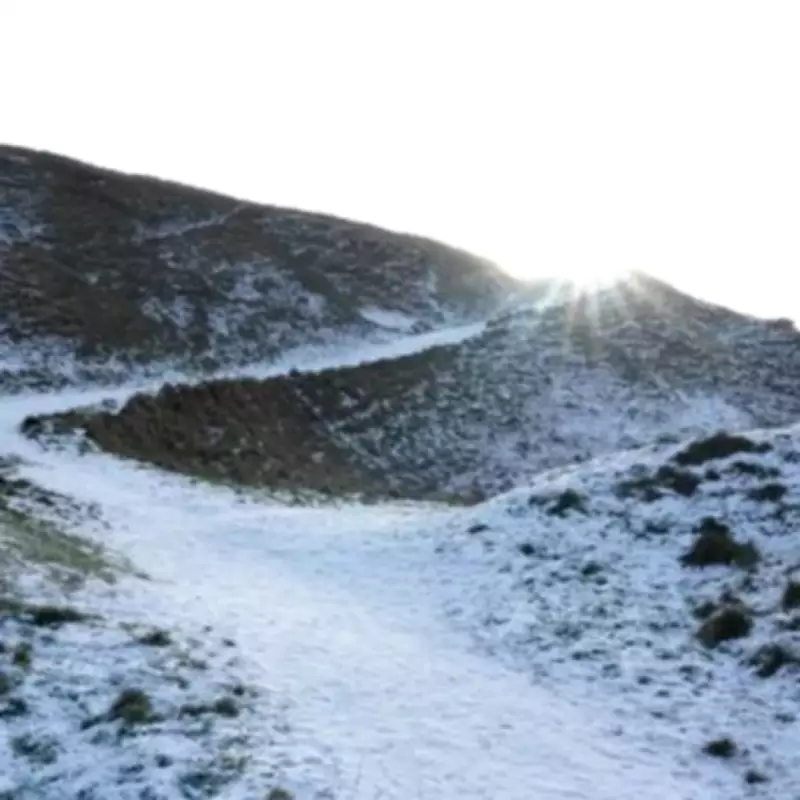 UK Braces for 99cm Snow Bomb Set to Last Days in February
