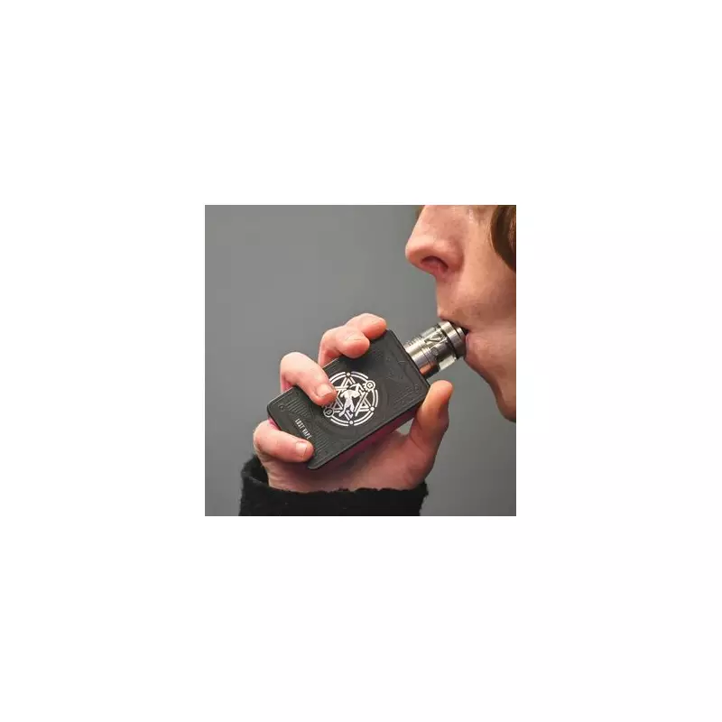 Vets Issue Urgent Warning: Vaping Indoors Poses Serious Health Risks to Pets