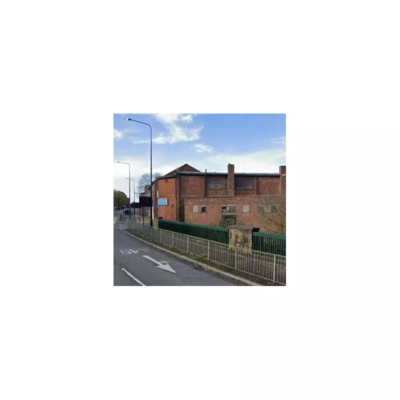 Wigan Kidnapping Attempt: Woman Grabbed and Threatened in Early Morning Attack