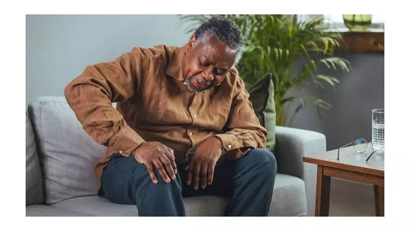 Winter Joint Pain Explained: 4 Expert Tips to Stay Mobile in the Cold