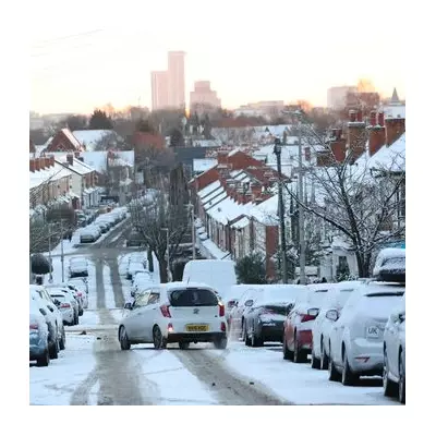 Amber Snow Warning Issued: Storm Goretti to Bring 30cm Disruption