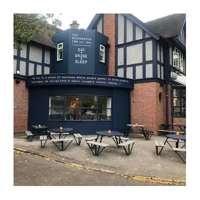 Birmingham Pub's 'Spotty Bottoms' Monday Offers Free Pint to Lucky Patrons