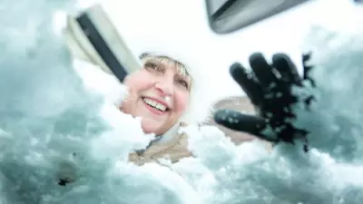 Defrost Your Windscreen Fast: The Simple 'Ziplock' Hack Using Tap Water