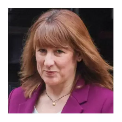 Labour's Cash ISA Cut to £12,000 Risks Backfiring, Experts Warn