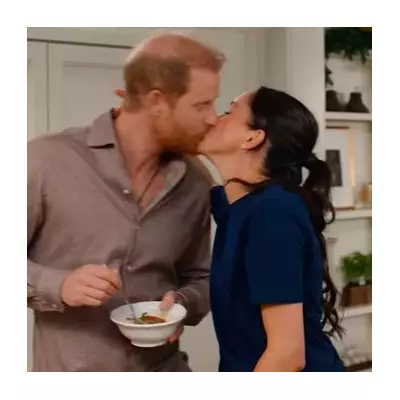 Meghan Markle Joins 2016 Throwback Trend Amid Harry's Court Date