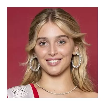 Miss England finalist Paige Loren, 21, crowned UK's 'bare faced top model'