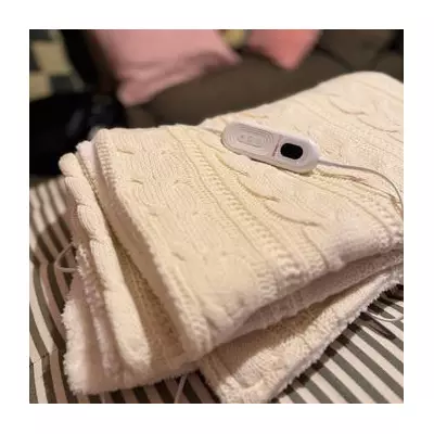 StaySnug Heated Throw Saves 'Pennies' to Run in UK Cold Snap