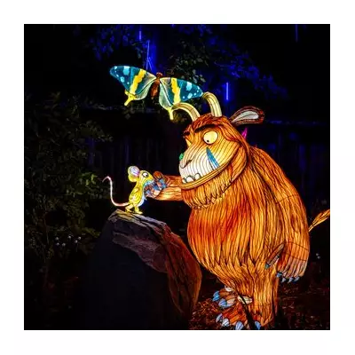 Twycross Zoo's Lanterns of the Wild: A 1-Mile Trail of 2000+ Lanterns