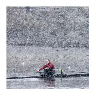 UK Braces for 'Snow Bomb' Next Week: 17 Counties on Alert for Heavy Snow