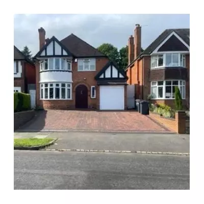 UK's 'Two-Tier' EV System: £40k Warning for Households Without Driveways