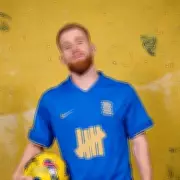 Chris Davies Explains Carlos Vicente Plan at Birmingham City