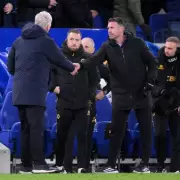 Everton's Red Card Chaos Fuels Wolves' Revival in 1-1 Draw