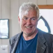 Welsh SMEs Urged to Review Banking Options as Research Reveals Over-Reliance on Major Banks