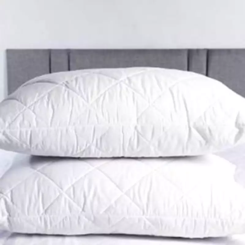 Amazon's £7 Pillows Hailed as 'Sleeping on a Cloud' in Rave Reviews