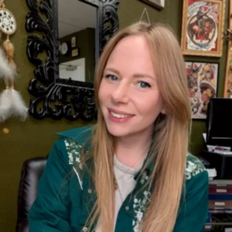 Birmingham Tattoo Artist Clears £13k Debt Using Colour-Coded Budgeting