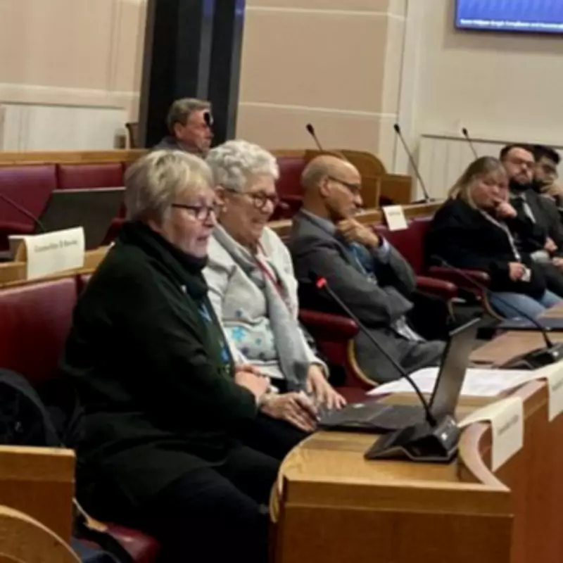 Former Headteacher Slams 'Criminalisation' of Parents Over Term-Time Holidays