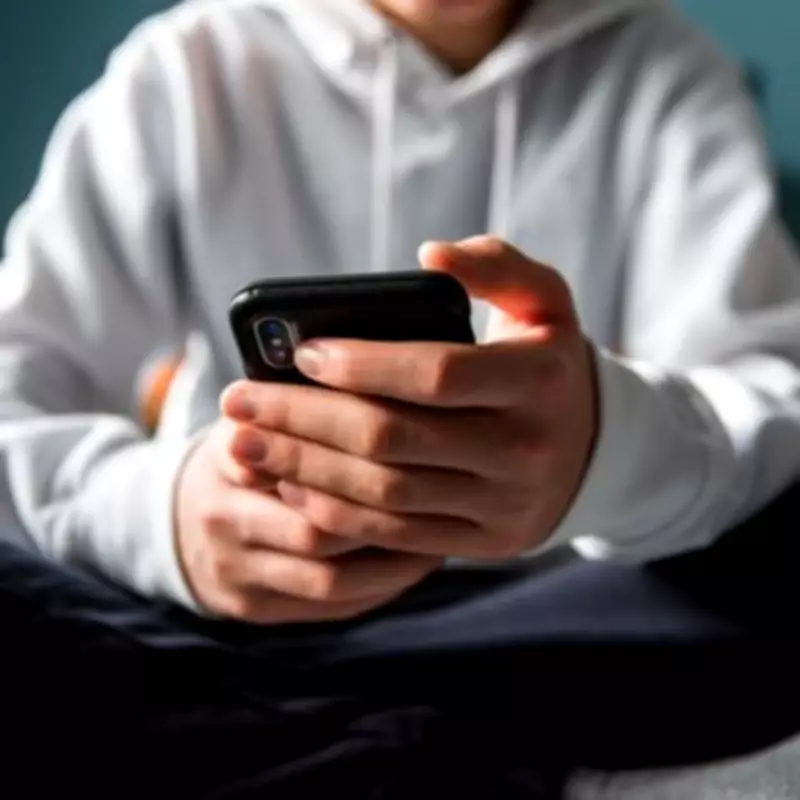 Lecturer Banned After Sending Inappropriate Messages to Students