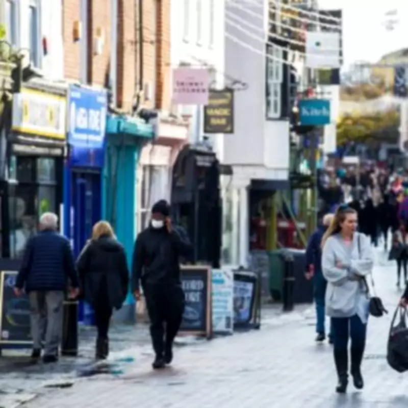 Major UK Fashion Chain Quiz Collapses, Final Clearance Sale in All Stores