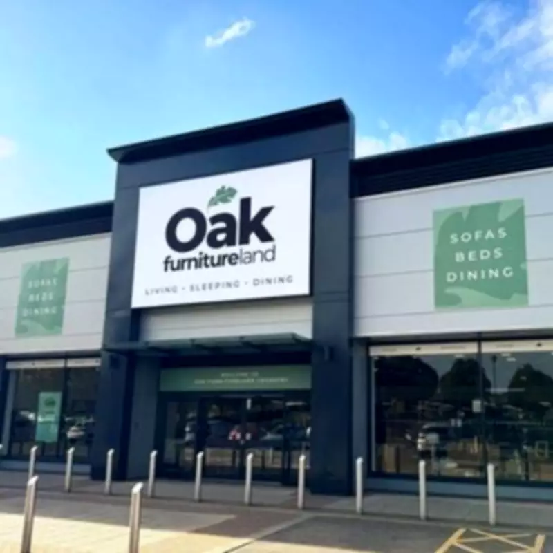 Oak Furnitureland Reduces Losses by Two-Thirds, Plans Showroom Expansion