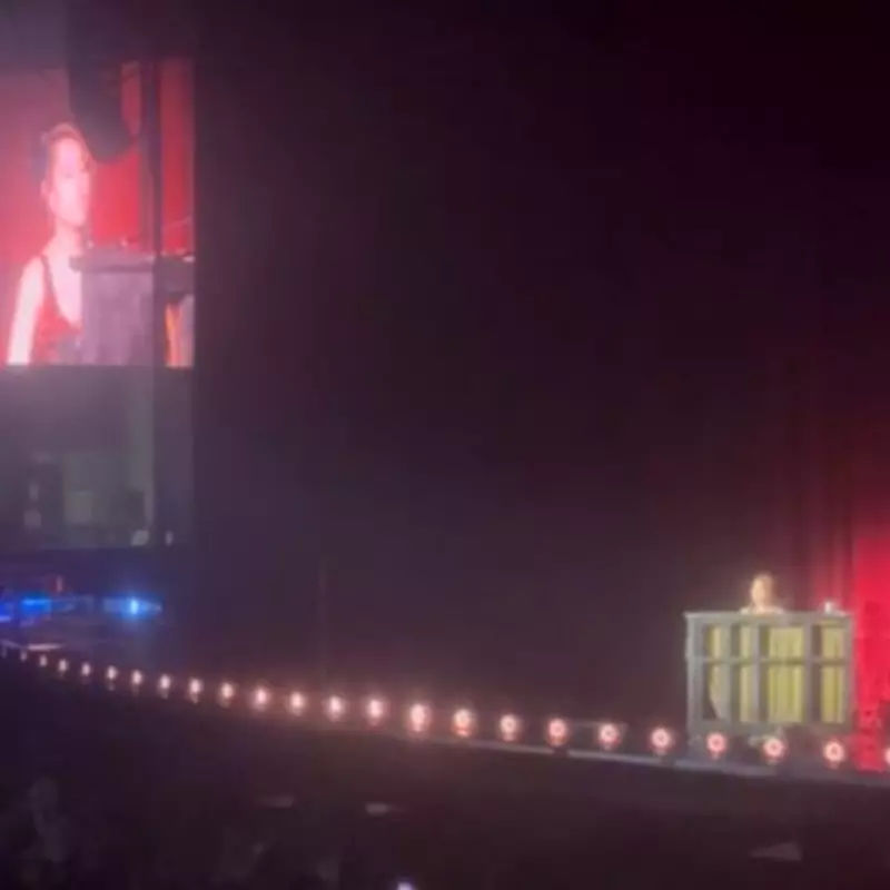 Raye Breaks Down in Tears During Emotional Birmingham Concert Performance