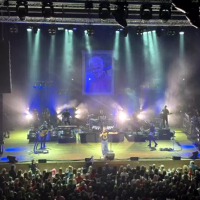 Robbie Williams Delivers Intimate Masterclass at Wolverhampton's Halls