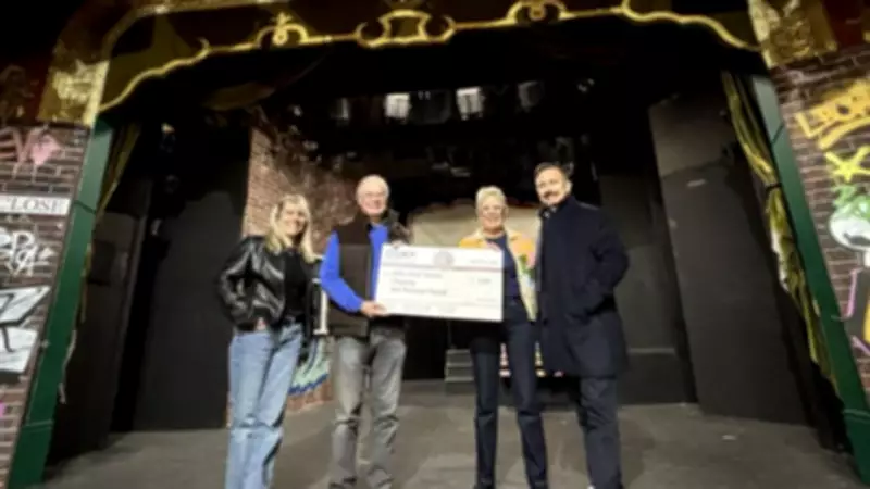 Robin Hood Theatre Receives £1,000 Donation from Wilkins Group for New Stage Drapes