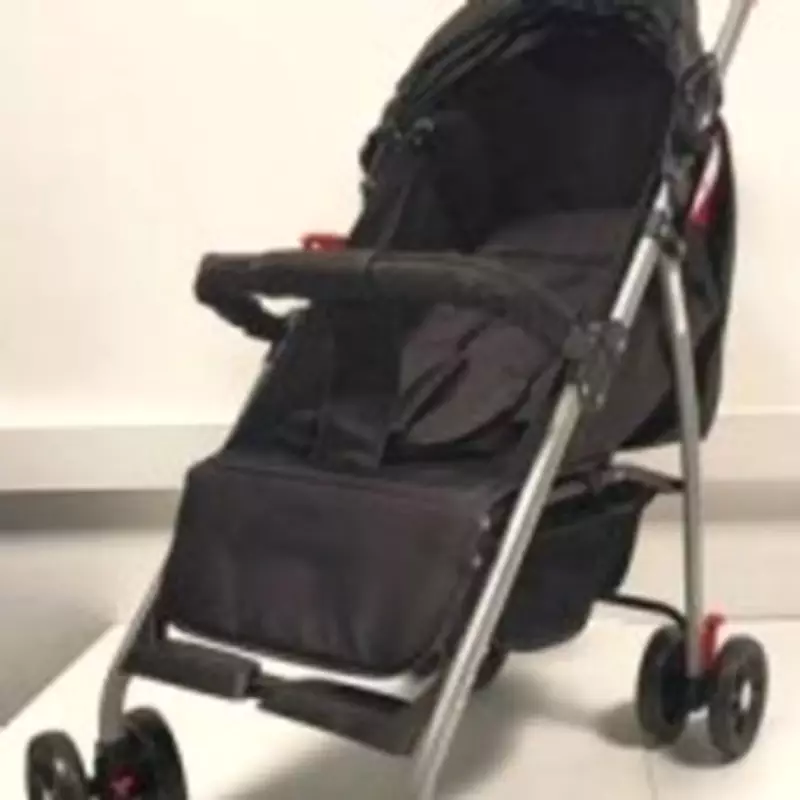 Safety Alert: Unbranded Pushchair with Faulty Brakes Destroyed at Border