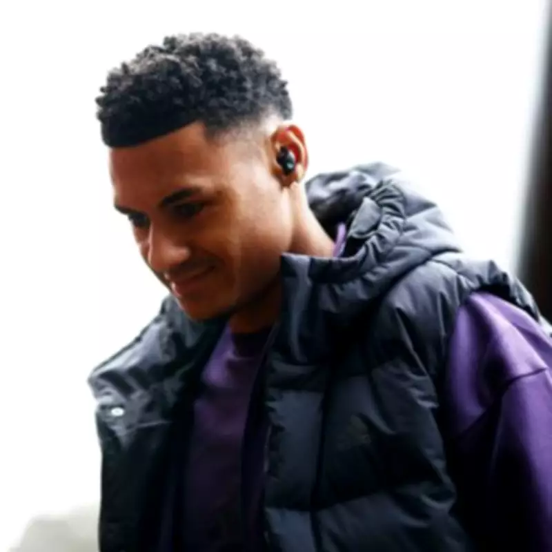 Unai Emery Backs Ollie Watkins Amid Goal Drought, Stresses Collective Responsibility