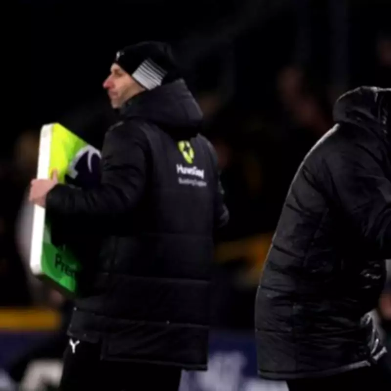 Unai Emery Urges Villa Unity After Wolves Defeat, Reflects on Title Dream