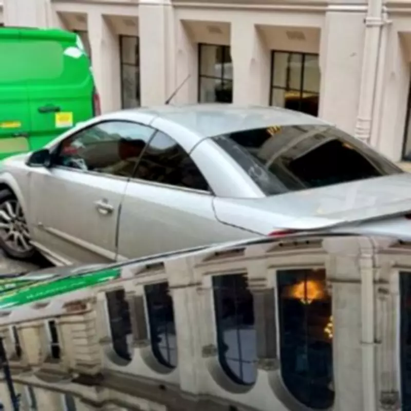 Violent Drug Suspect Boxed In by Police in Birmingham City Centre