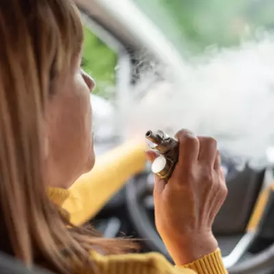 UK Government Proposes Vaping Ban in Cars with Children and Playgrounds