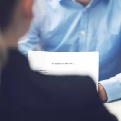 UK Job Vacancies Plummet to Post-Pandemic Low, London Hit Hardest