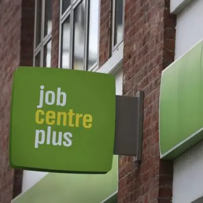 UK Unemployment Hits 5.2%, Highest Since 2021, as Payroll Numbers Decline