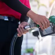 Drivers Urged to Fill Petrol Tanks Friday as Prices Could Hit £2 per Litre