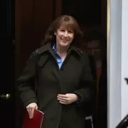 Investment CEO Criticizes Labour's ISA Allowance Cut as Harmful to Wealth Building