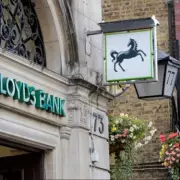 Lloyds Bank Unveils 2026 Travel Partnership with Hopper for Holiday Bookings