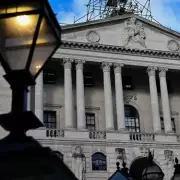 Mortgage Rate Reversal Looms After Bank of England's Narrow Vote