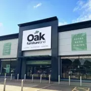 Oak Furnitureland Reduces Losses by Two-Thirds, Plans Showroom Expansion