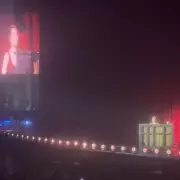 Raye Breaks Down in Tears During Emotional Birmingham Concert Performance