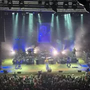 Robbie Williams Delivers Intimate Masterclass at Wolverhampton's Halls