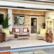 The Garden Retreat: A Romantic Cotswold Cottage 75 Minutes from Birmingham